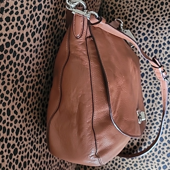 Coach pebbled leather turn lock hobo. Style #36762 - Picture 6 of 16